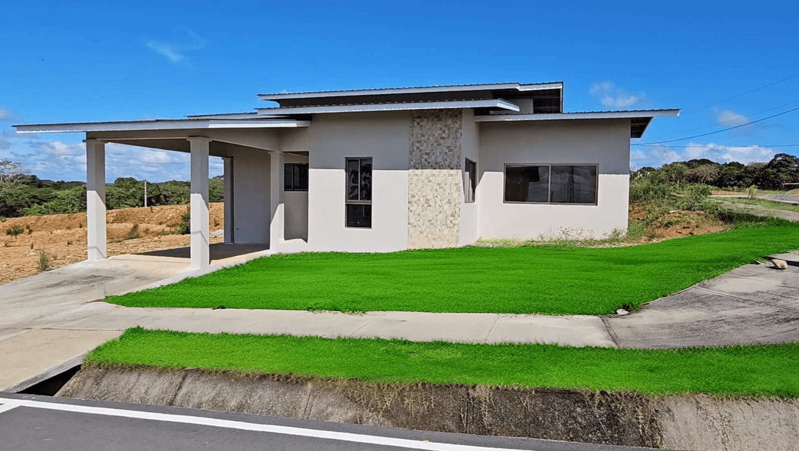 Fachada de vivienda en la familia Valencia de Residencial Buenavista